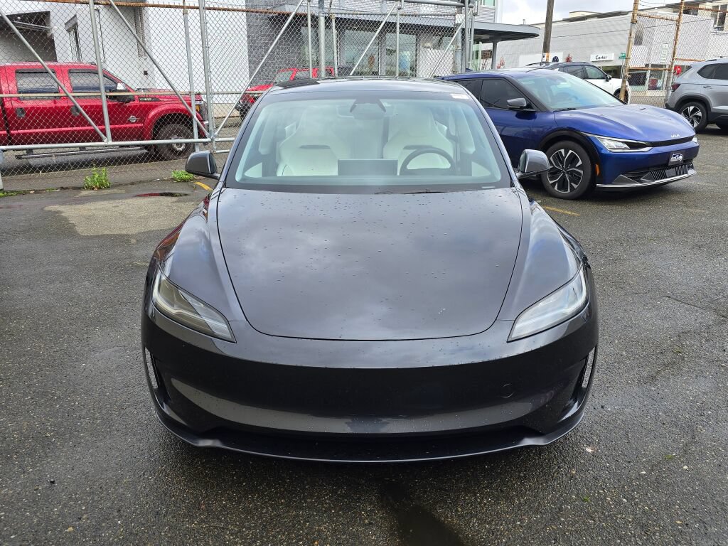 Used 2024 Tesla Model 3 Performance AWD/4WD image 2