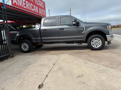 Used 2019 Ford F250 XL w/ STX Appearance Package AWD/4WD image 28