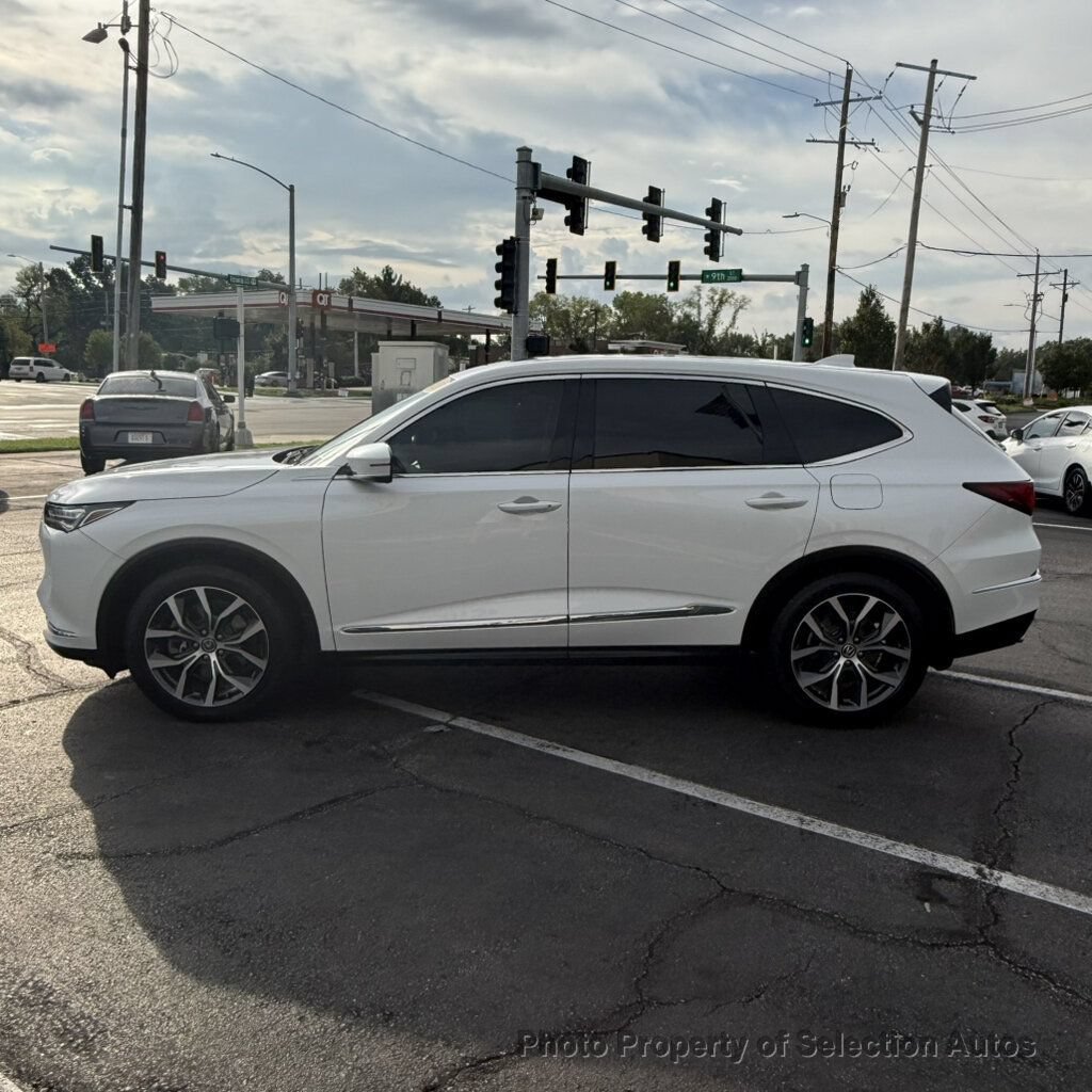 Used 2023 Acura MDX w/ Technology Package AWD/4WD image 9
