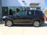 Used 2023 Subaru Forester Premium image 6
