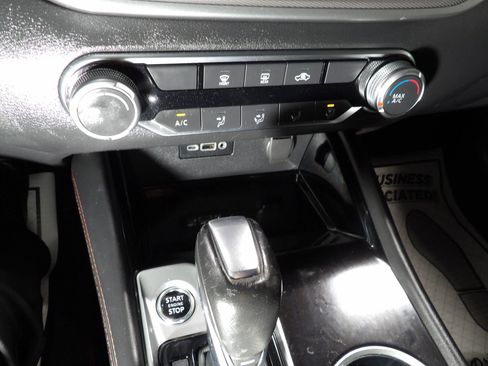 Used 2023 Nissan Altima 2.5 SR image 16