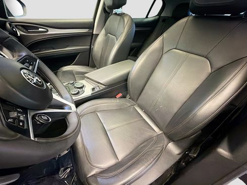 Used 2019 Alfa Romeo Stelvio Sport w/ Quick Order Package 22K Sport image 11