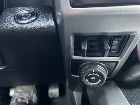 Used 2020 Ford F250 Platinum w/ FX4 Off-Road Package image 34