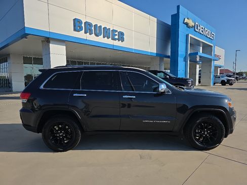 Used 2016 Jeep Grand Cherokee Limited RWD image 18