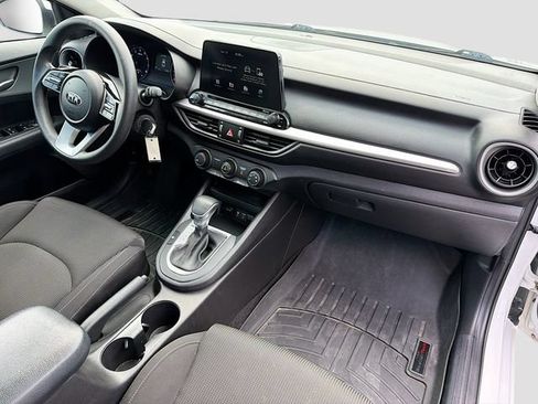 Used 2021 Kia Forte LXS FWD image 25