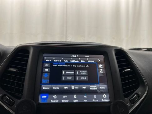 Used 2023 Jeep Cherokee Altitude Lux AWD/4WD image 13