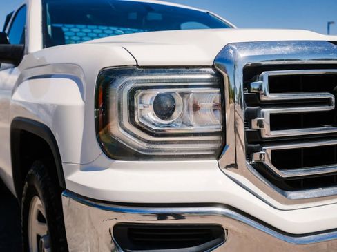 Used 2018 GMC Sierra 1500 2WD Regular Cab image 3