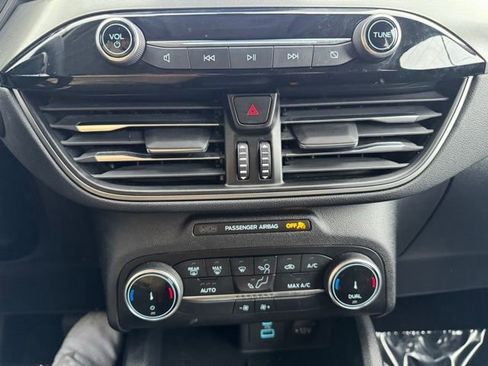 Used 2023 Ford Escape Active image 29