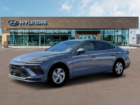 New 2026 Hyundai Sonata SE FWD image 2