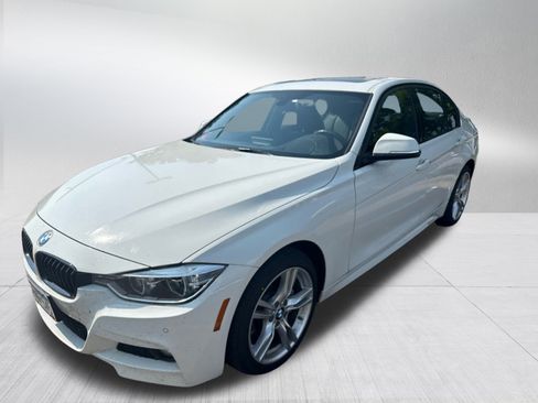 Used 2017 BMW 340i xDrive Sedan AWD/4WD image 3