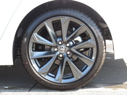 Certified 2026 Toyota Corolla SE FWD image 31