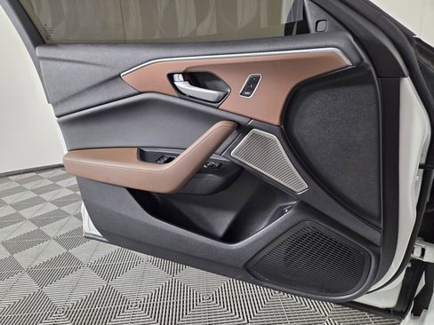 Used 2022 Acura TLX w/Technology Package image 12