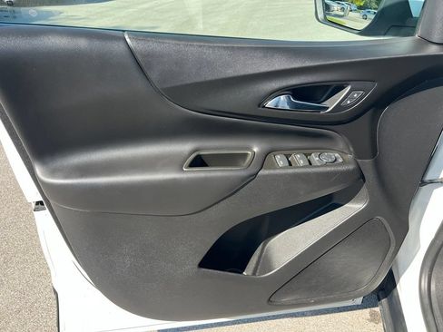 Used 2020 Chevrolet Equinox LT AWD/4WD image 18