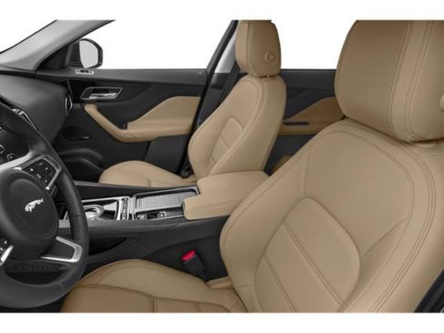 Used 2019 Jaguar F-PACE AWD/4WD image 9