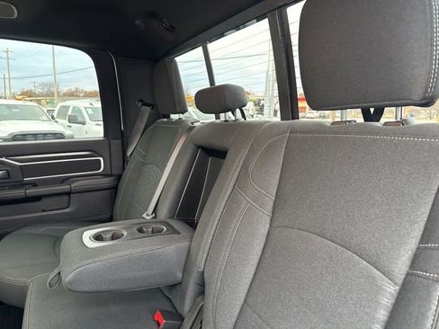 Used 2025 RAM 3500 Big Horn image 35