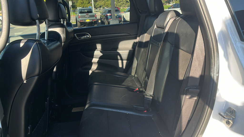 Used 2020 Jeep Grand Cherokee Altitude AWD/4WD image 19