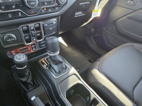 New 2026 Jeep Gladiator Rubicon AWD/4WD image 12