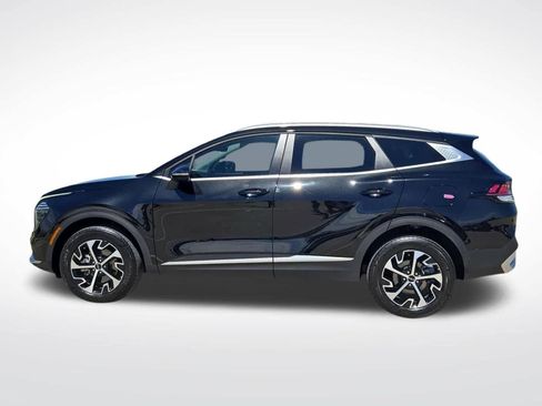 Certified 2025 Kia Sportage EX AWD/4WD image 4