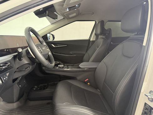 Used 2022 Kia EV6 Wind w/ Wind Technology Package AWD/4WD image 14