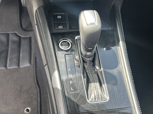 Used 2024 Nissan Kicks SR FWD image 29