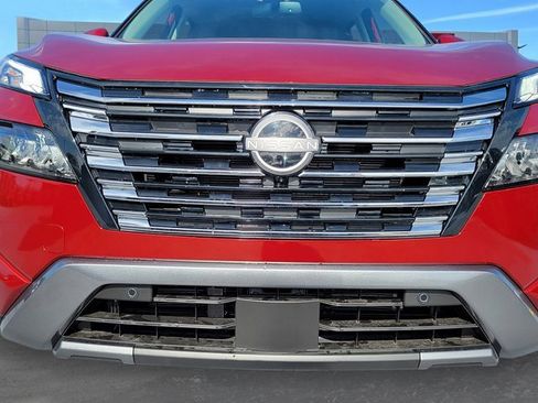 New 2025 Nissan Rogue SL image 10