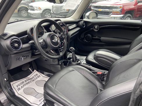 Used 2014 MINI Cooper 2-Door Hardtop image 10