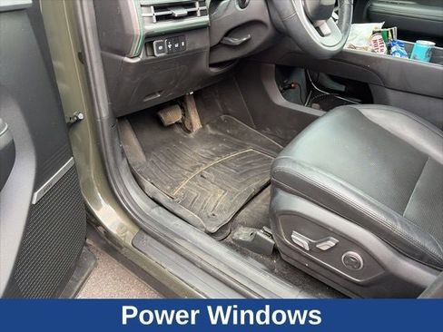 Used 2024 Hyundai Santa Fe Limited image 24