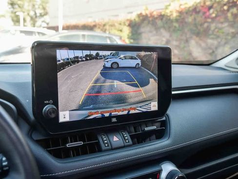 Used 2023 Toyota RAV4 XLE Premium image 22