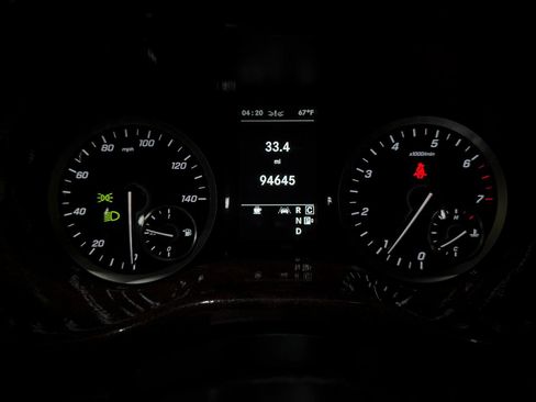 Used 2015 Audi S8 AWD/4WD image 24