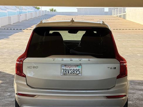 Used 2016 Volvo XC90 T6 Inscription w/ Vision Package image 7