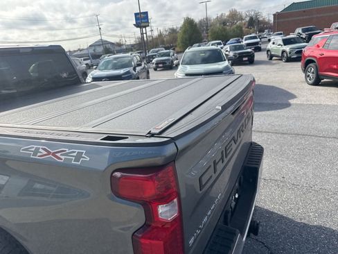 Used 2020 Chevrolet Silverado 1500 LT w/ All-Star Edition image 8