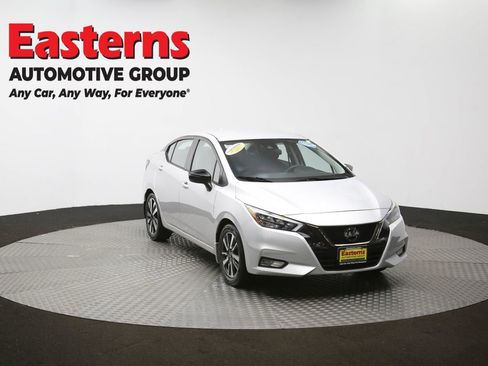 Used 2020 Nissan Versa SR w/ Convenience Package image 49