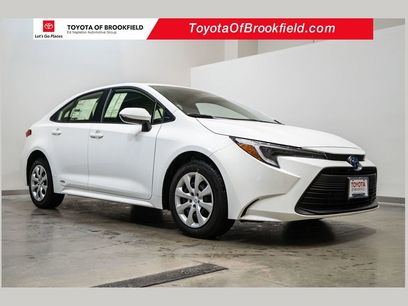 New 2025 Toyota Corolla LE
