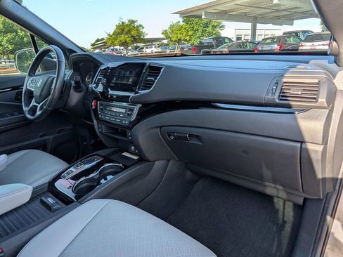 Used 2023 Honda Passport Elite image 25