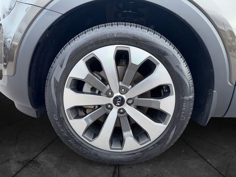 Used 2021 Kia Telluride EX w/ EX Premium Package image 14