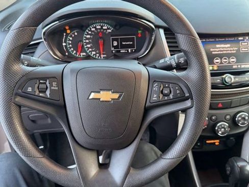 Used 2021 Chevrolet Trax LS w/ Tint and Cruise Package image 22