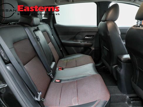 Used 2025 Nissan Kicks SR image 41