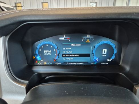 Used 2025 Ford Bronco Outer Banks image 24