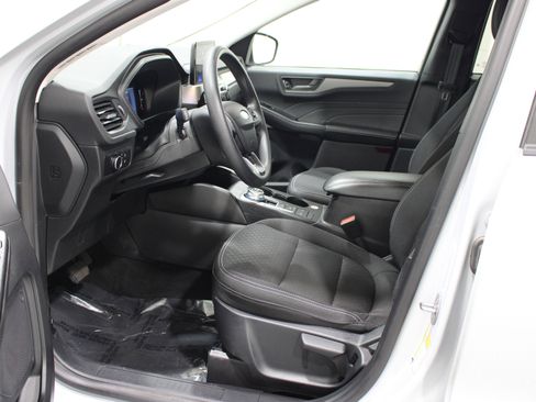 Used 2025 Ford Escape Active FWD image 3