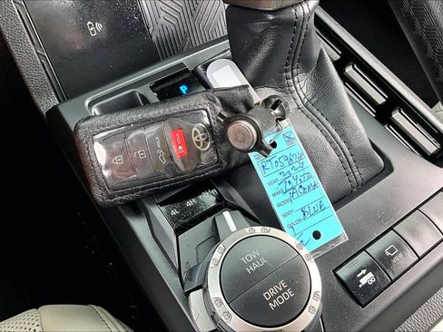 Certified 2024 Toyota Tacoma Limited w/ Limited Package (LT) image 14