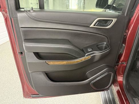 Used 2019 GMC Yukon XL Denali w/ Denali Ultimate Package AWD/4WD image 40