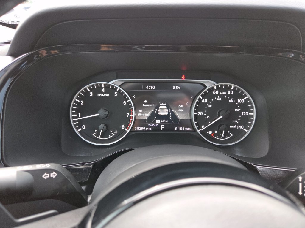 Used 2023 Nissan Pathfinder SL w/ SL Premium Package FWD image 16