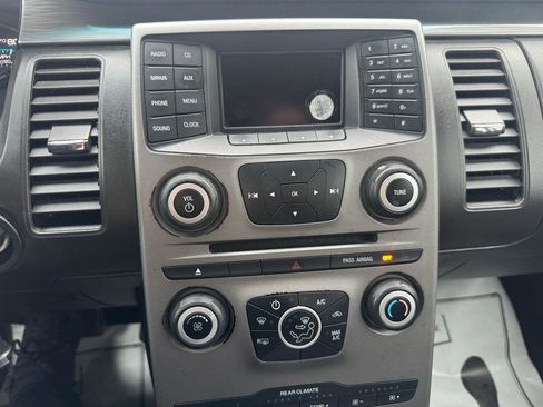 Used 2016 Ford Flex SE image 21