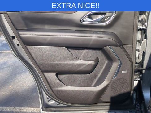 Used 2021 Chevrolet Tahoe Z71 w/ Z71 Signature Package image 33