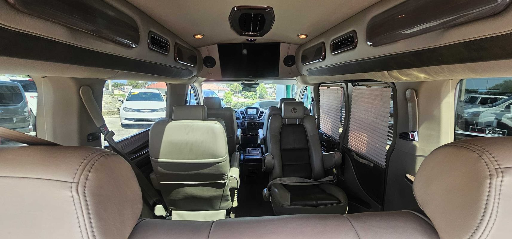 Used 2016 Ford Transit 150 XLT RWD image 21