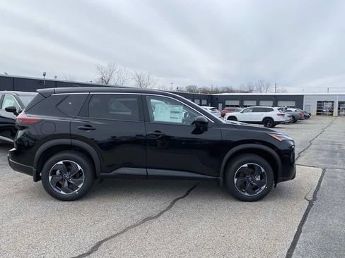 New 2026 Nissan Rogue SV w/ Cold Weather Package AWD/4WD image 3