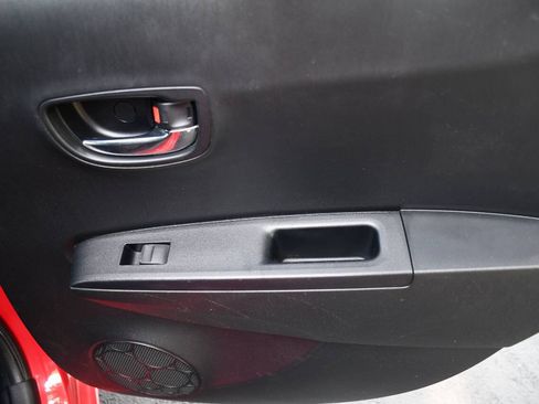 Used 2013 Toyota Yaris LE FWD image 23