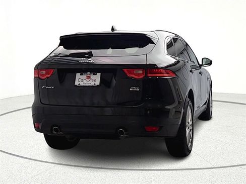 Used 2018 Jaguar F-PACE Prestige image 7