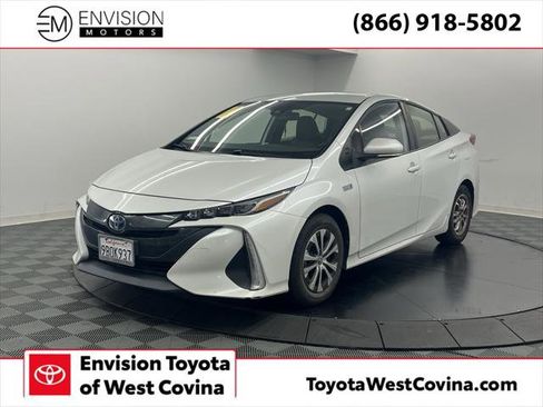 Certified 2022 Toyota Prius Prime XLE image 1