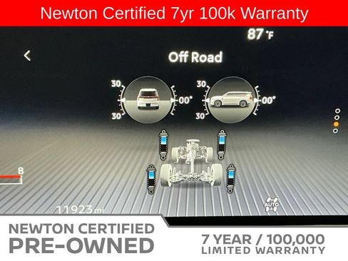 Used 2025 Nissan Armada Platinum Reserve AWD/4WD image 12